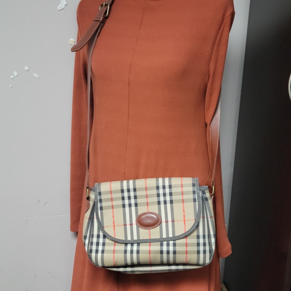 100% Authentic vintage Burberrys nova check crossbody bag - Picture 3 of 16